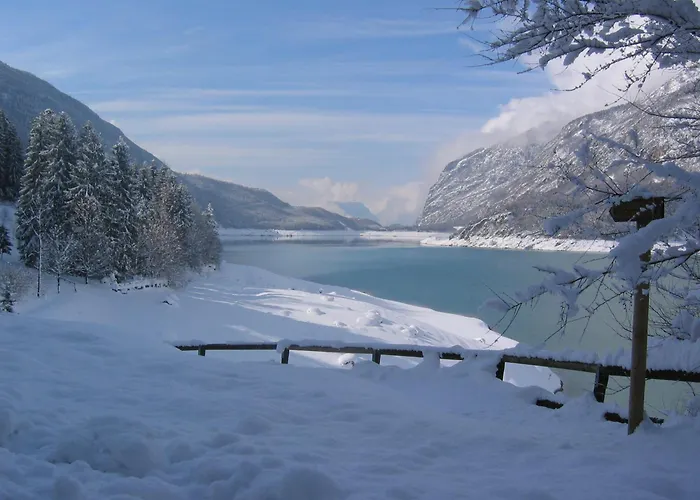 Ariston Lake ViewAlbergo